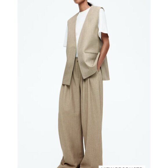 H & M Edition Light Oatmeal Beige Wide leg Pleated Front Pants M - Picture 2 of 4